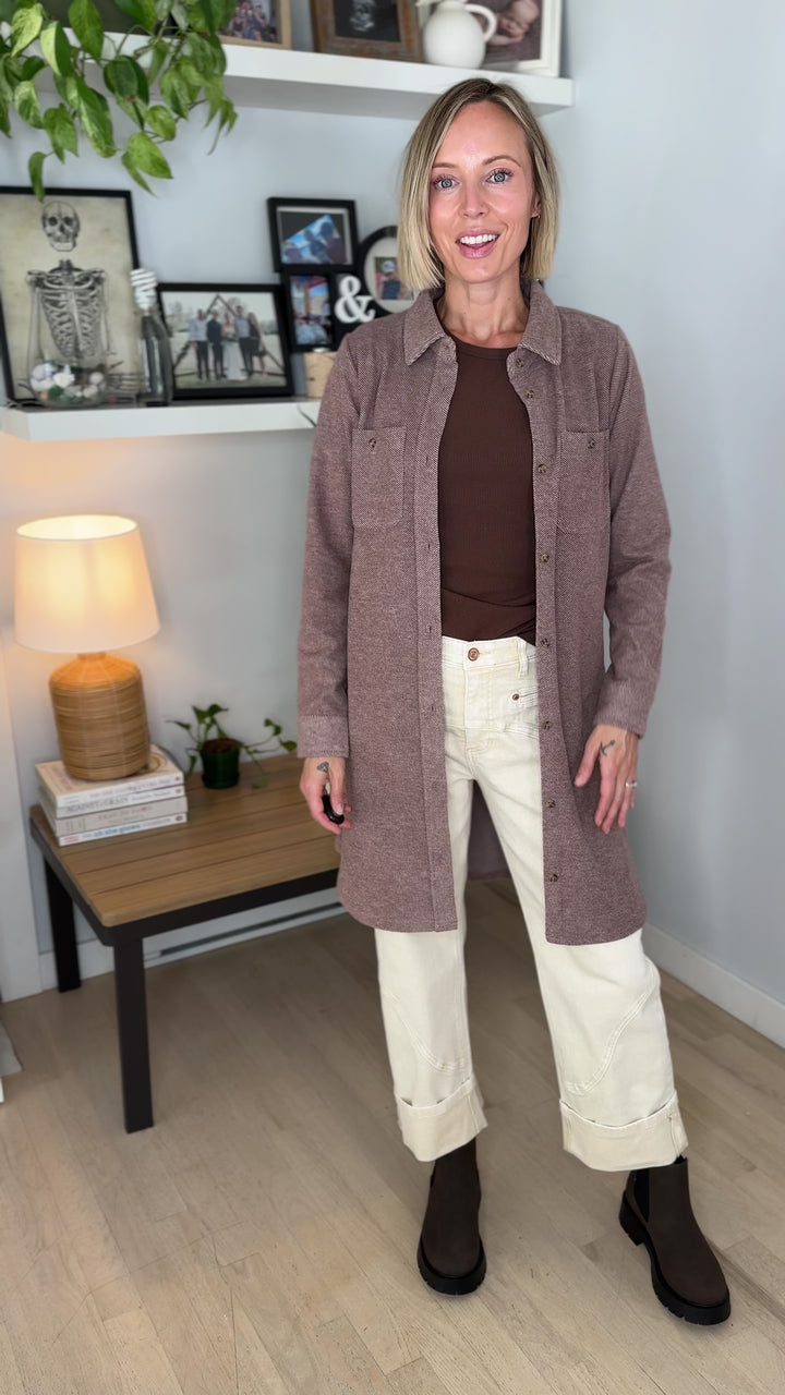 THREAD & SUPPLY Leslie Shacket- CLOVE HEATHER