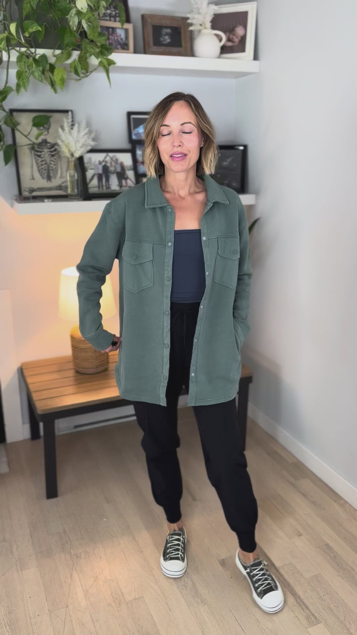 MONO B Valerie Snap on Shacket- ELDERGREEN