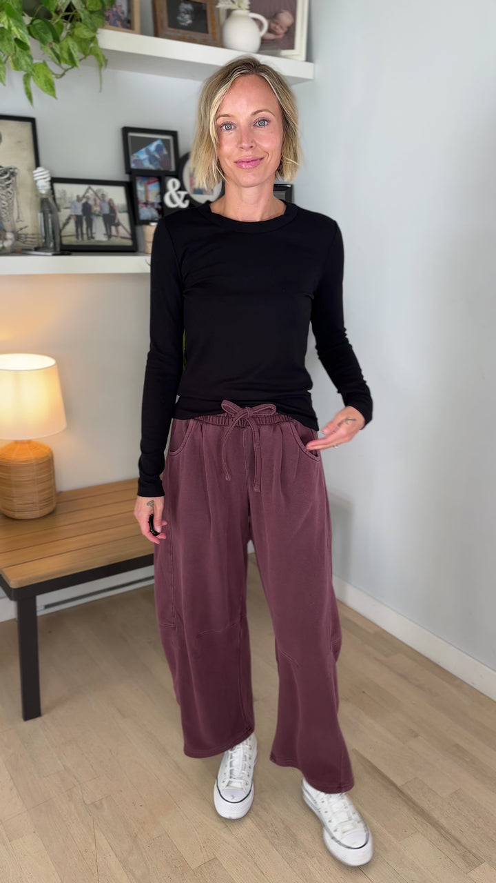 Willda Drawstring Barrel Sweats- MAROON