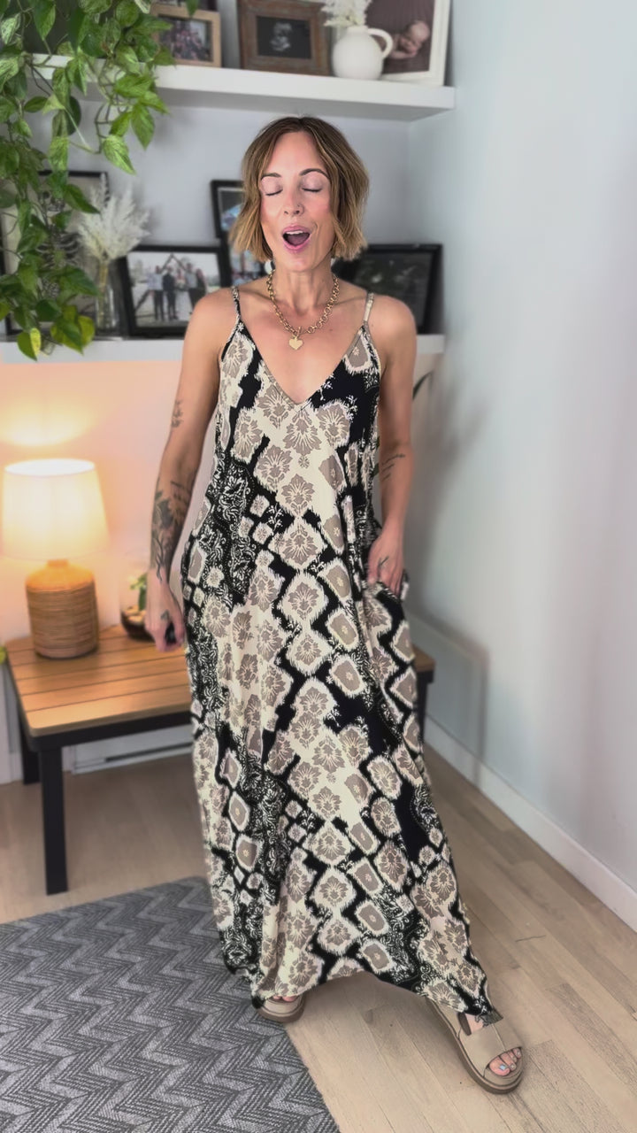 The Original V-Neck Cocoon Maxi Dress- BOHO BLACK/KHAKI