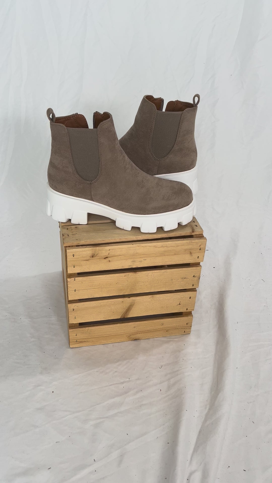 Birch Trail Boot- TAUPE