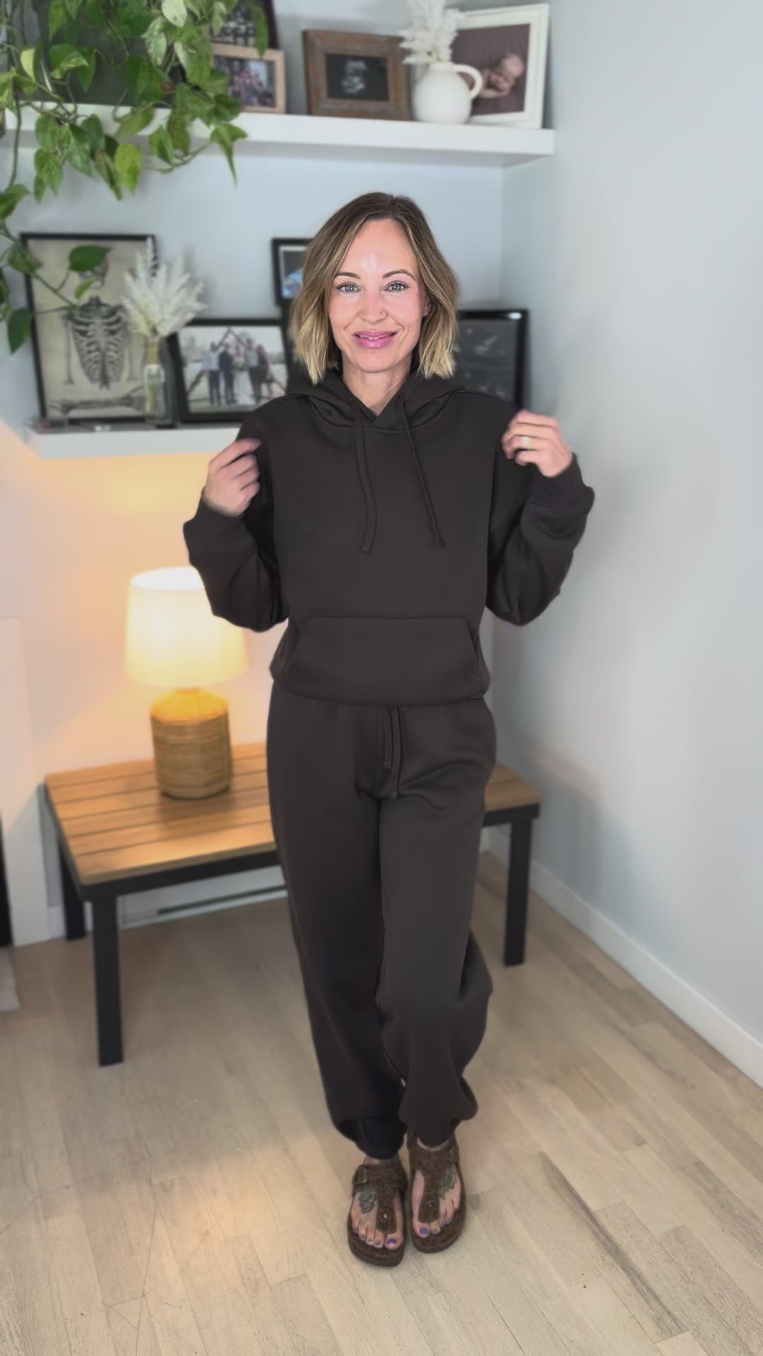 Only Best Hooded Long Sleeve- CHOCOLATE TORTE
