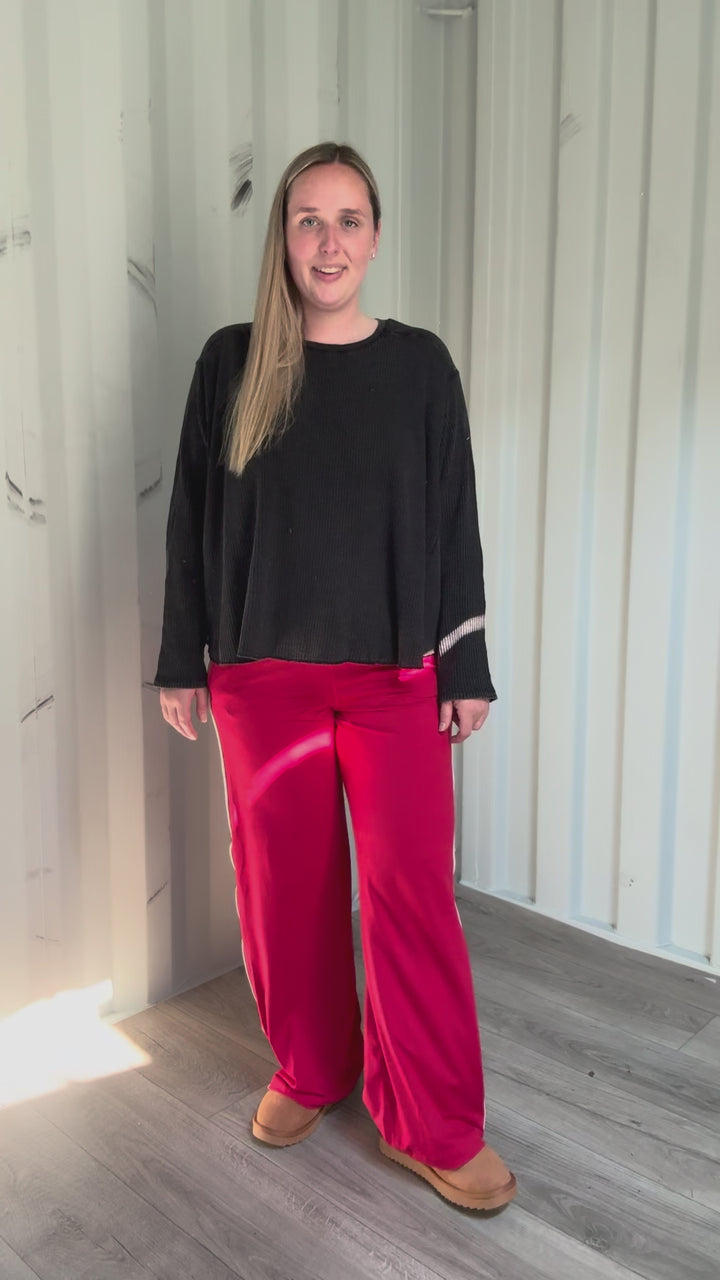 Cadence Butter Side Stripe Pant- TRUE RED