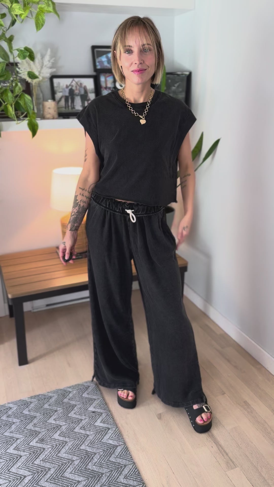 Moonlight Cotton Short Sleeve Crop- BLACK