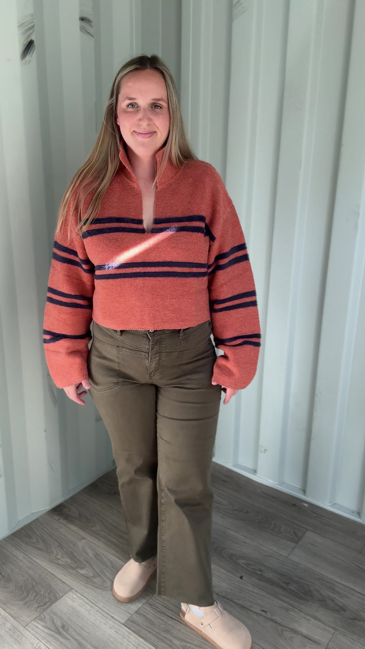 Culver Crop Collar Sweater- RUST/NAVY