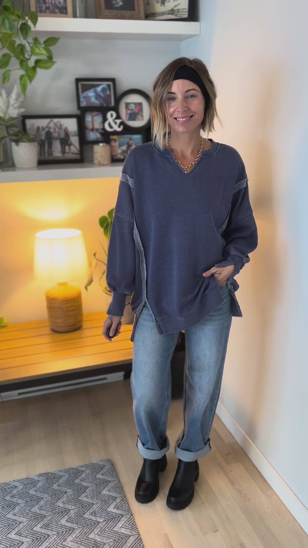 The Comfy Cut Sweatshirt- BLUE