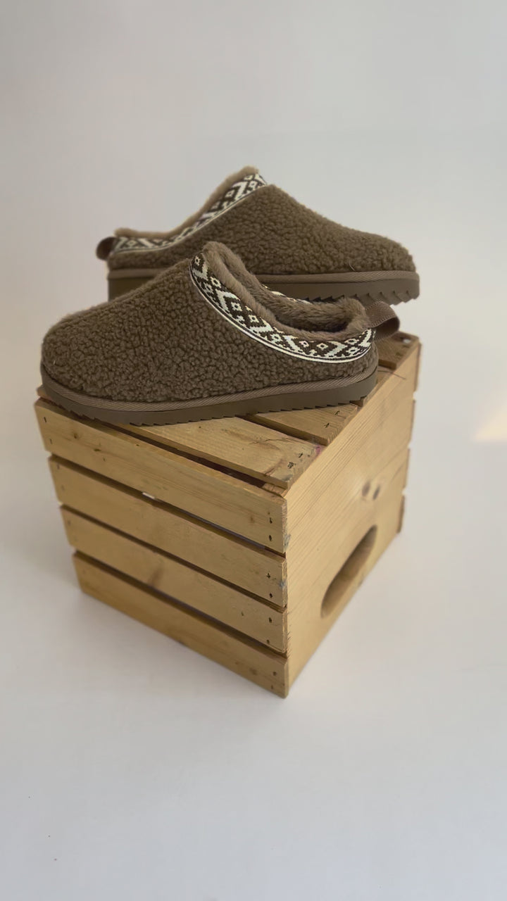Aymie Sherpa Slip- TEDDY BROWN