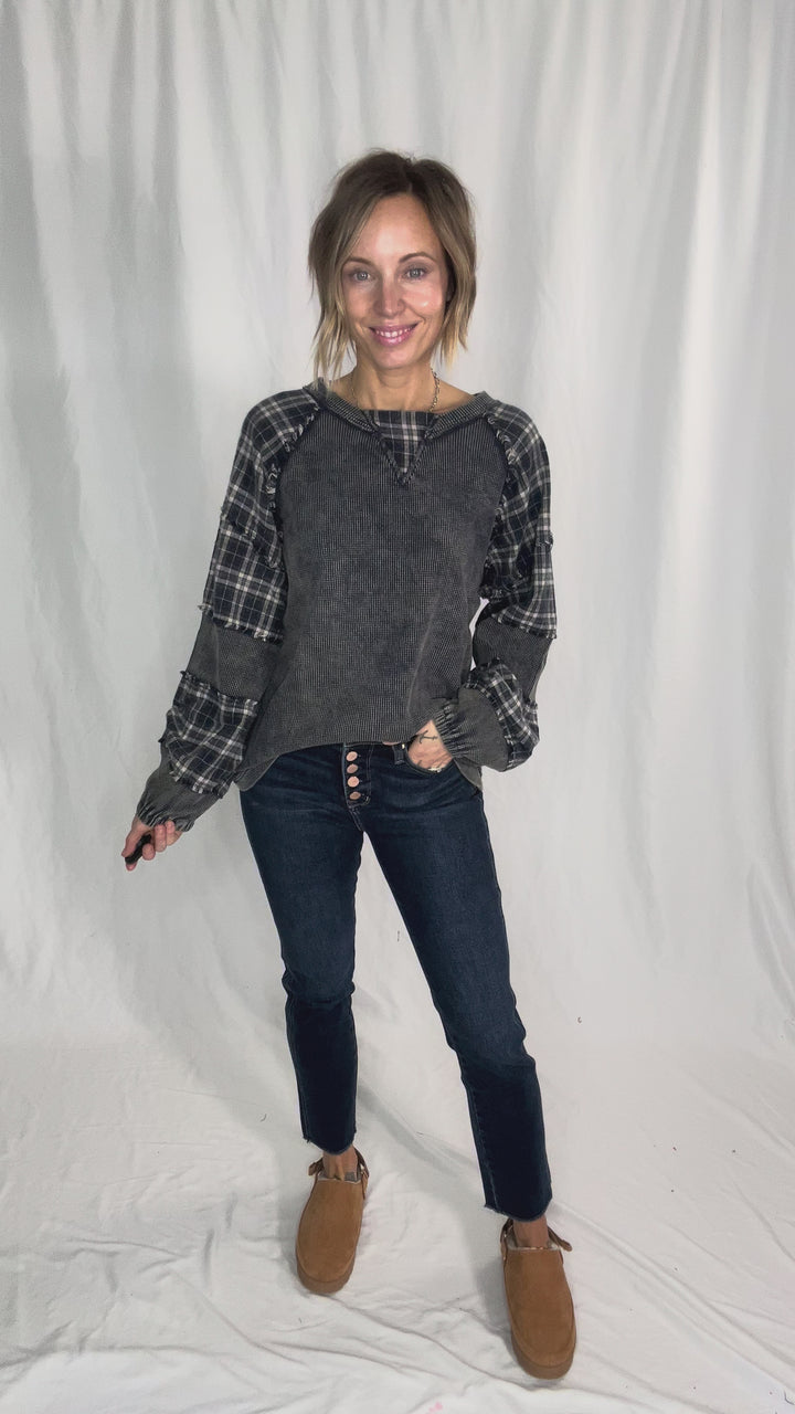 Sage Contrast Plaid Waffle Pullover- WASHED NAVY