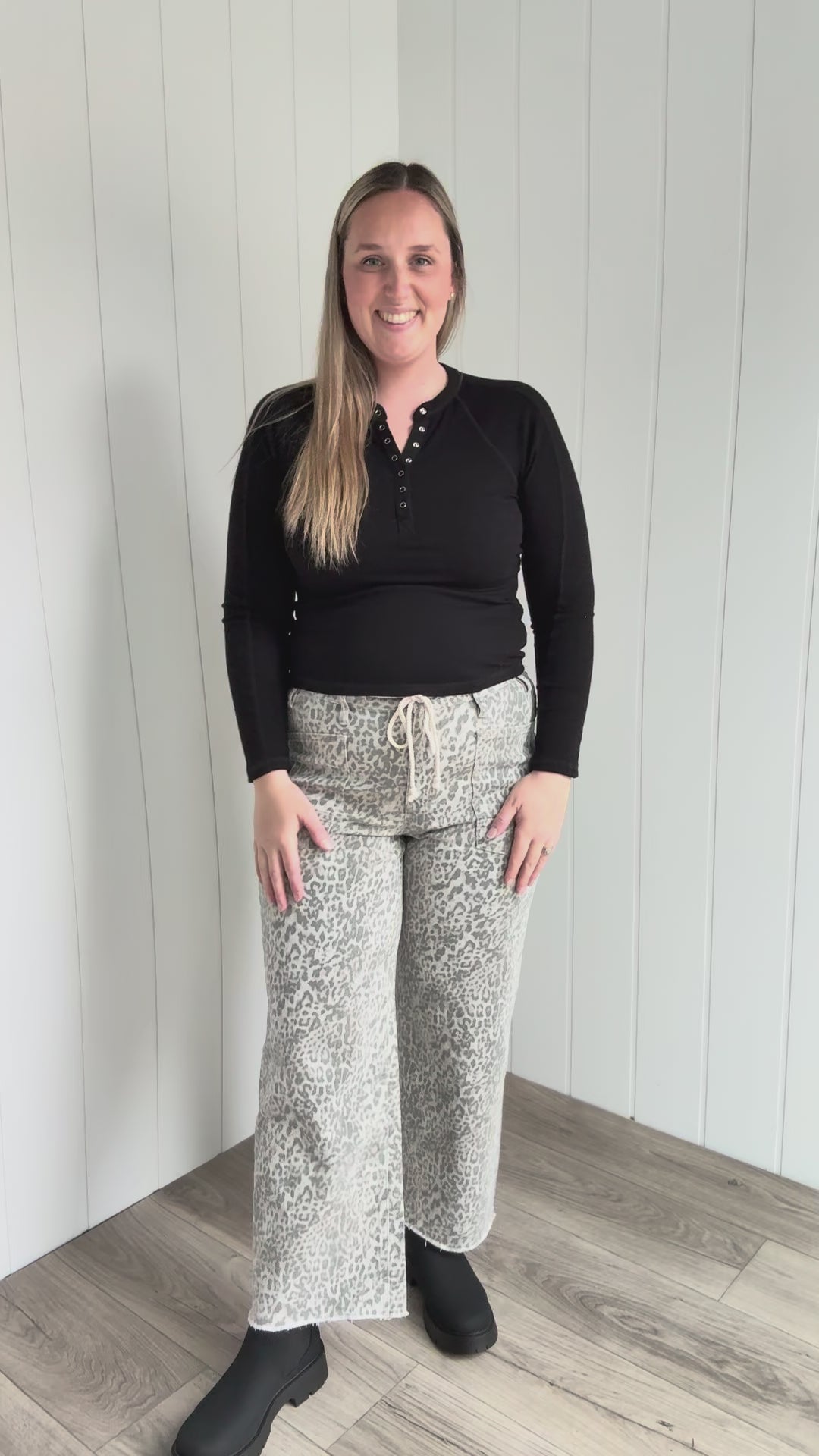 Vervet Keaton High Rise Wide Leg Tie Waist Jean- LEOPARD