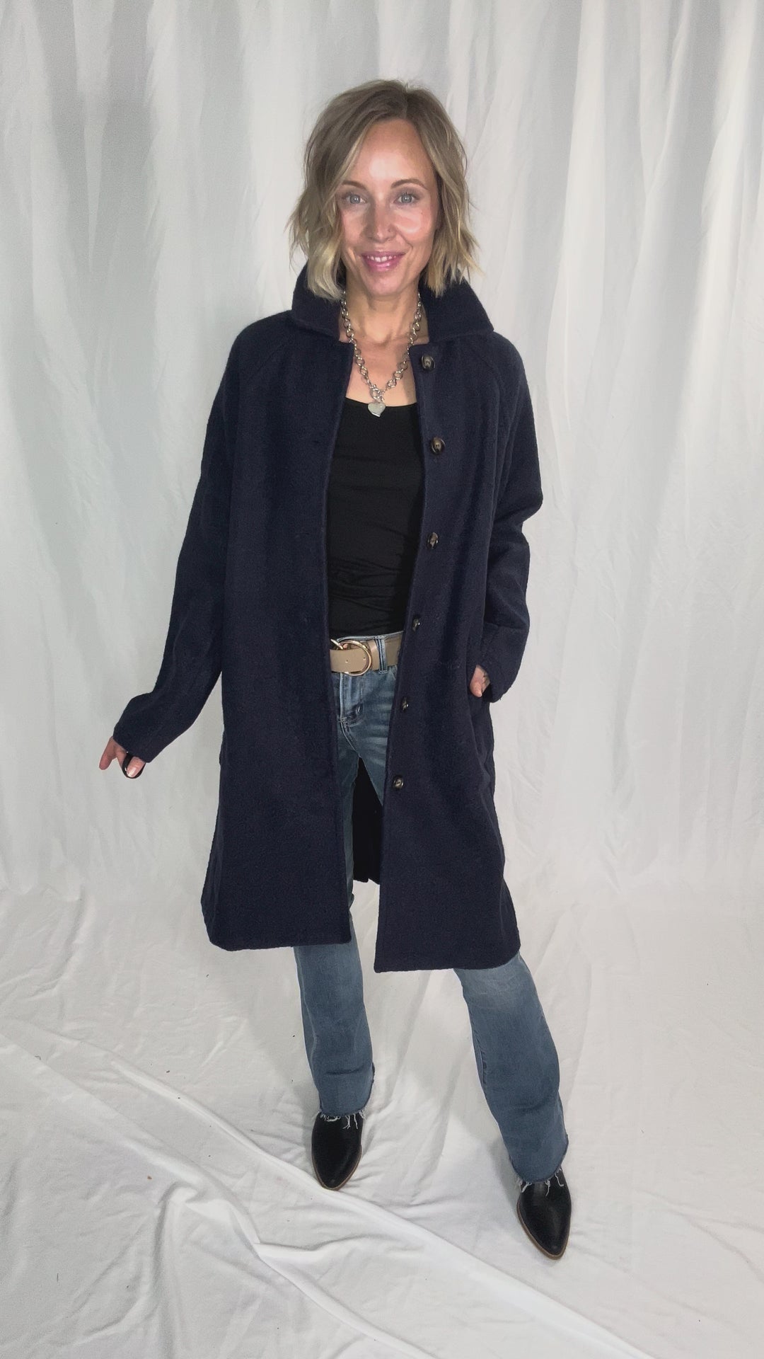 Frosty Boucle Long Button Coat- NAVY