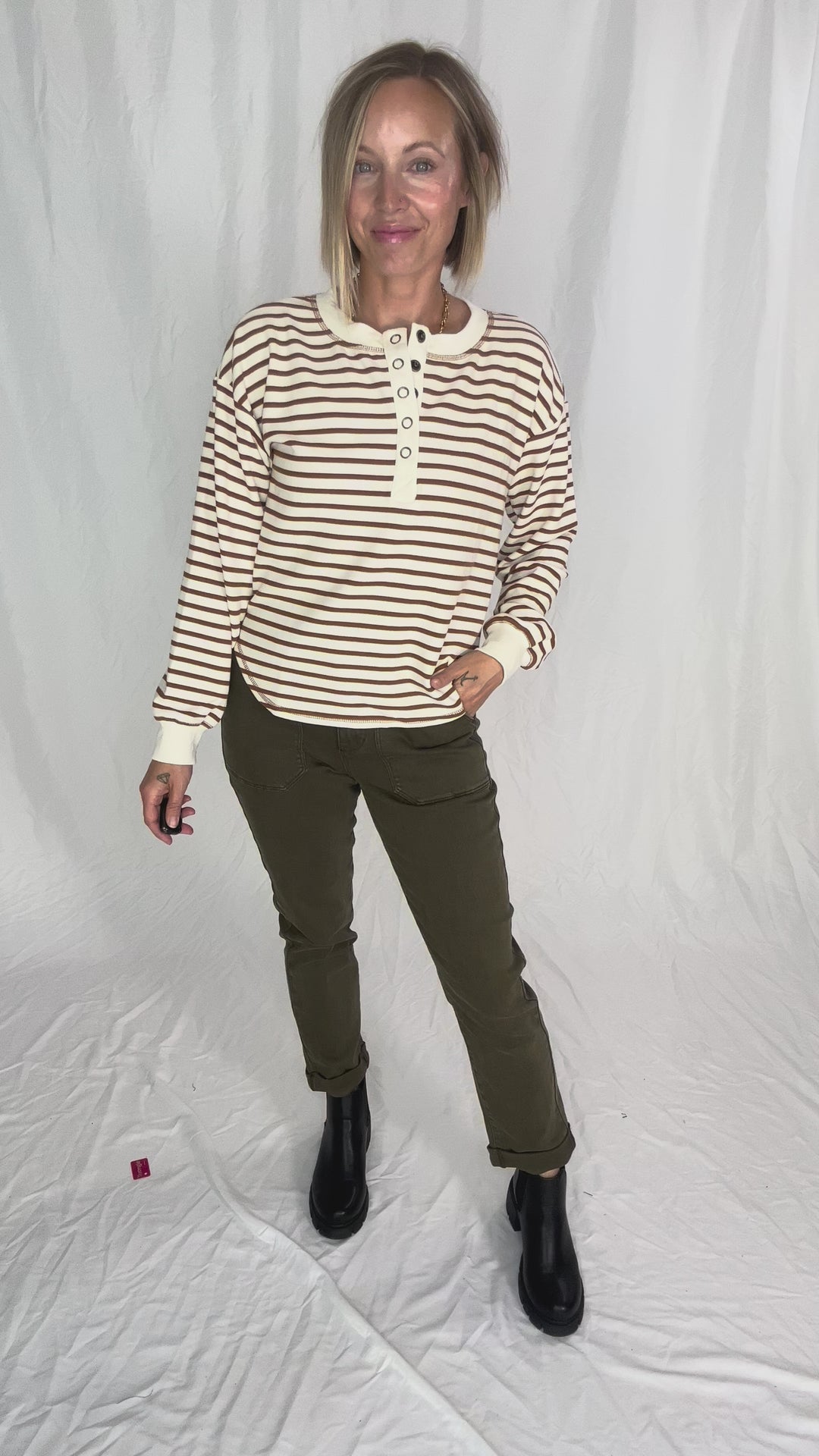 Vega Stripe Button Henley- BROWN