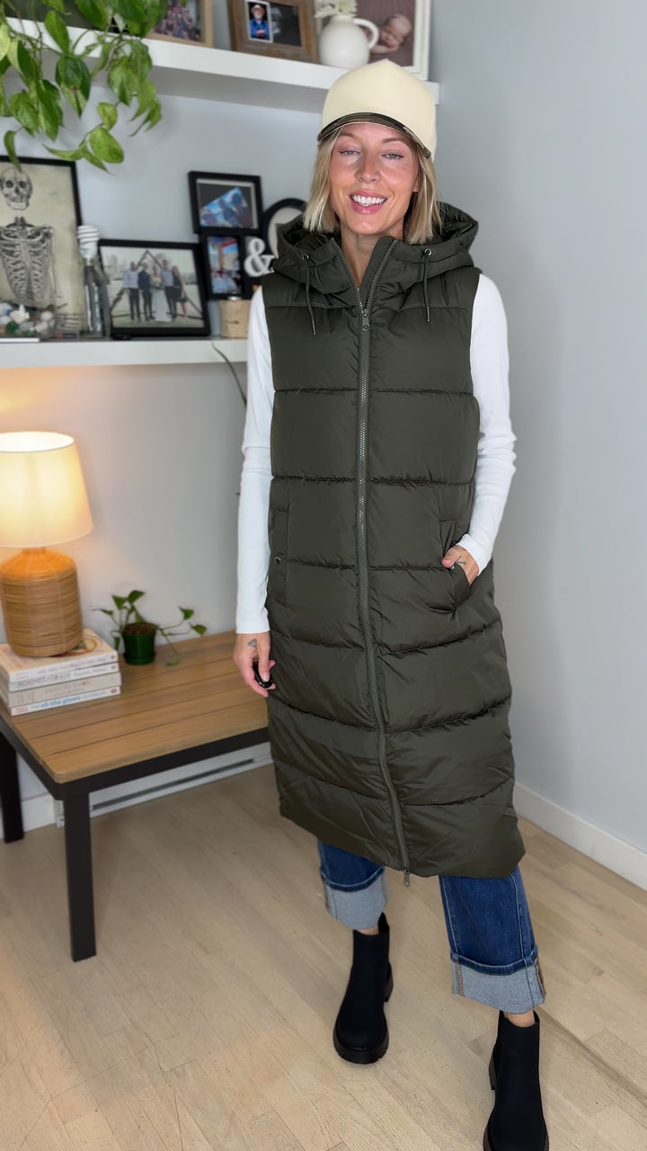 VERO MODA Michelle Long Puffer Vest- FOREST NIGHT