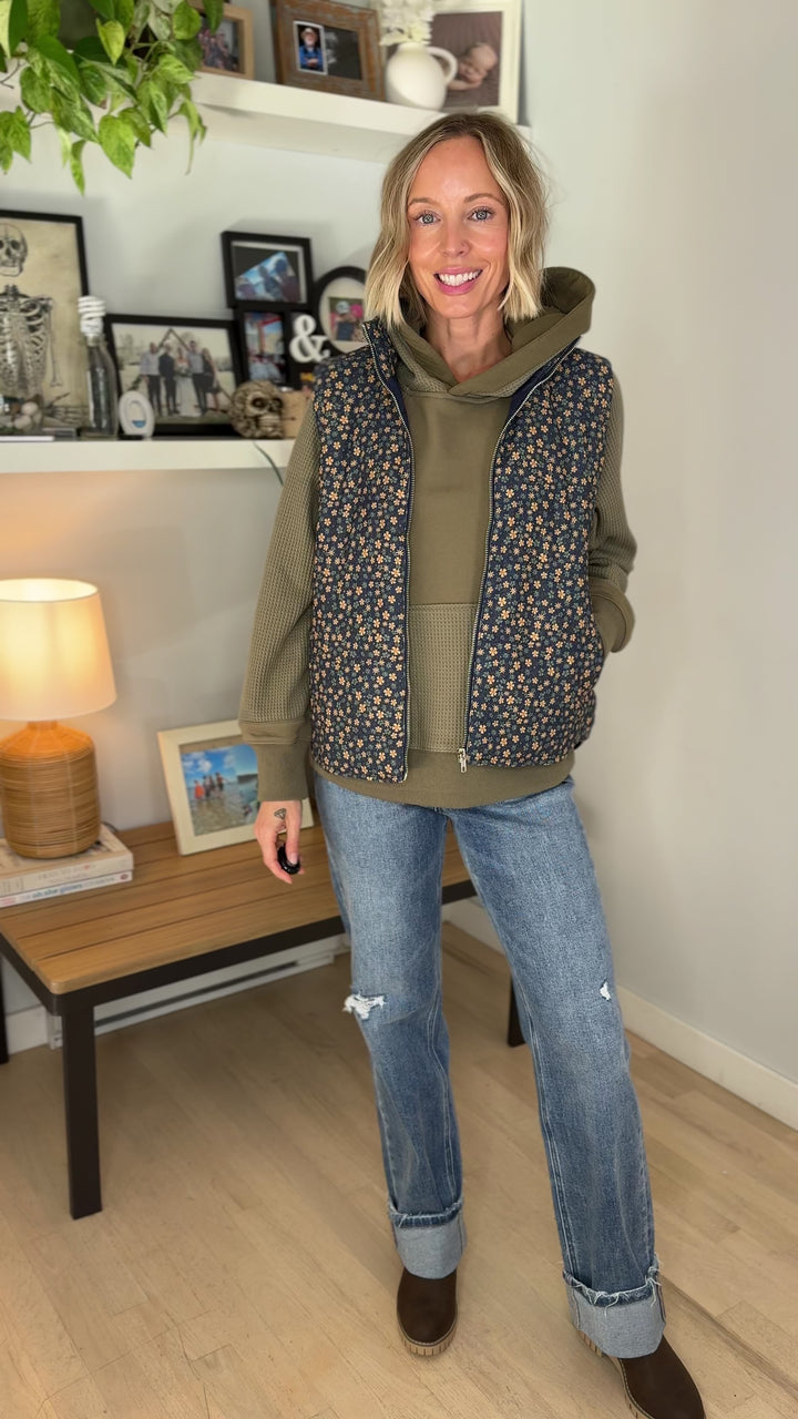 Hickory Zip Up Floral Print Corduroy Vest- NAVY/GOLD