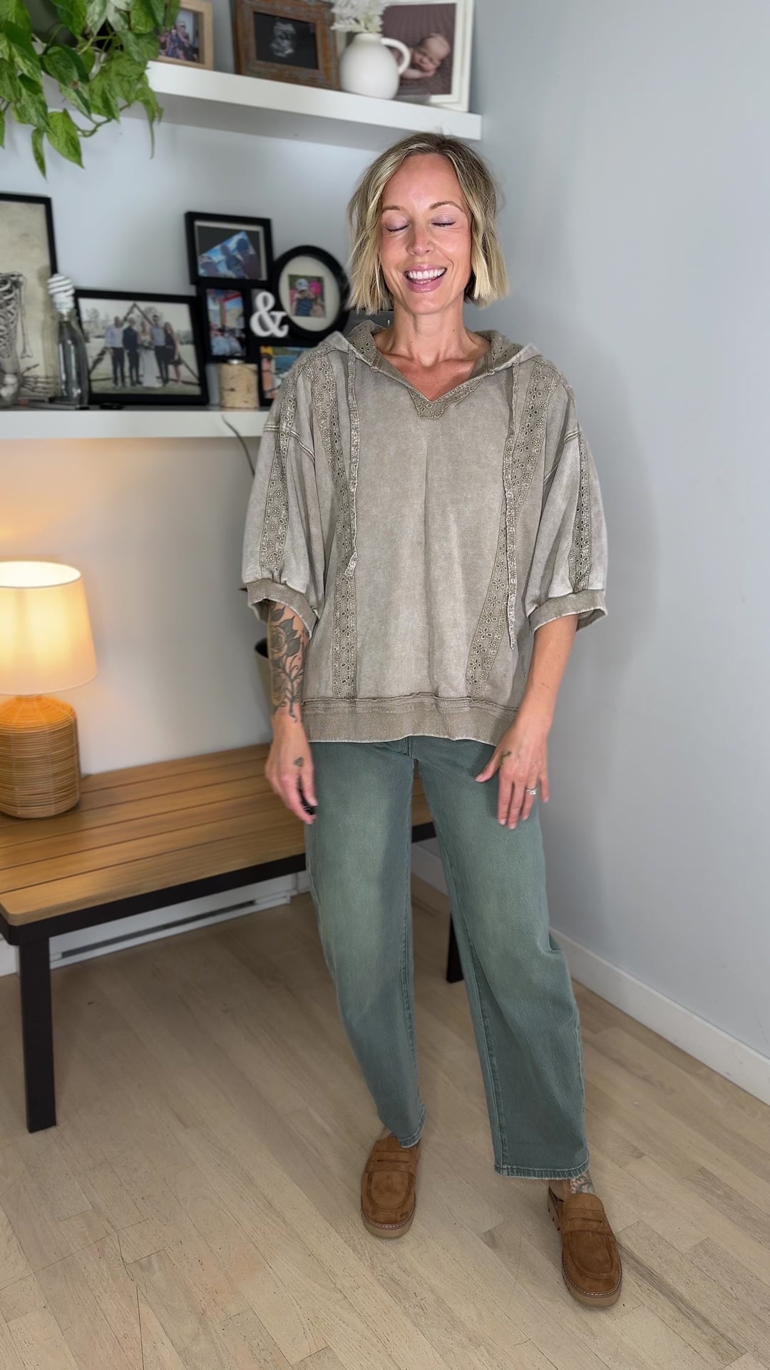 Mapleton Lace Eyelet 1/2 Sleeve Pullover- MOCHA