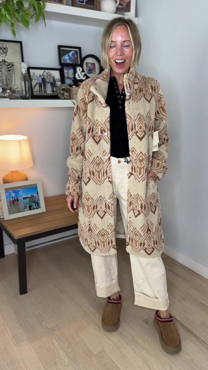 Ainsley Longline Sherpa Jacket- CREME BRULEE