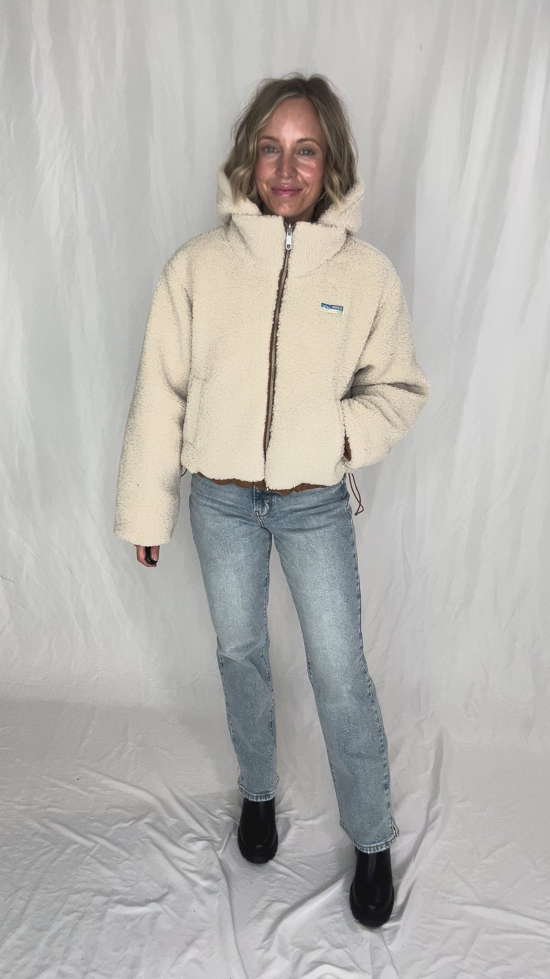 ONLY Marianna Reversible Sherpa Puffer Jacket- TOASTED COCONUT