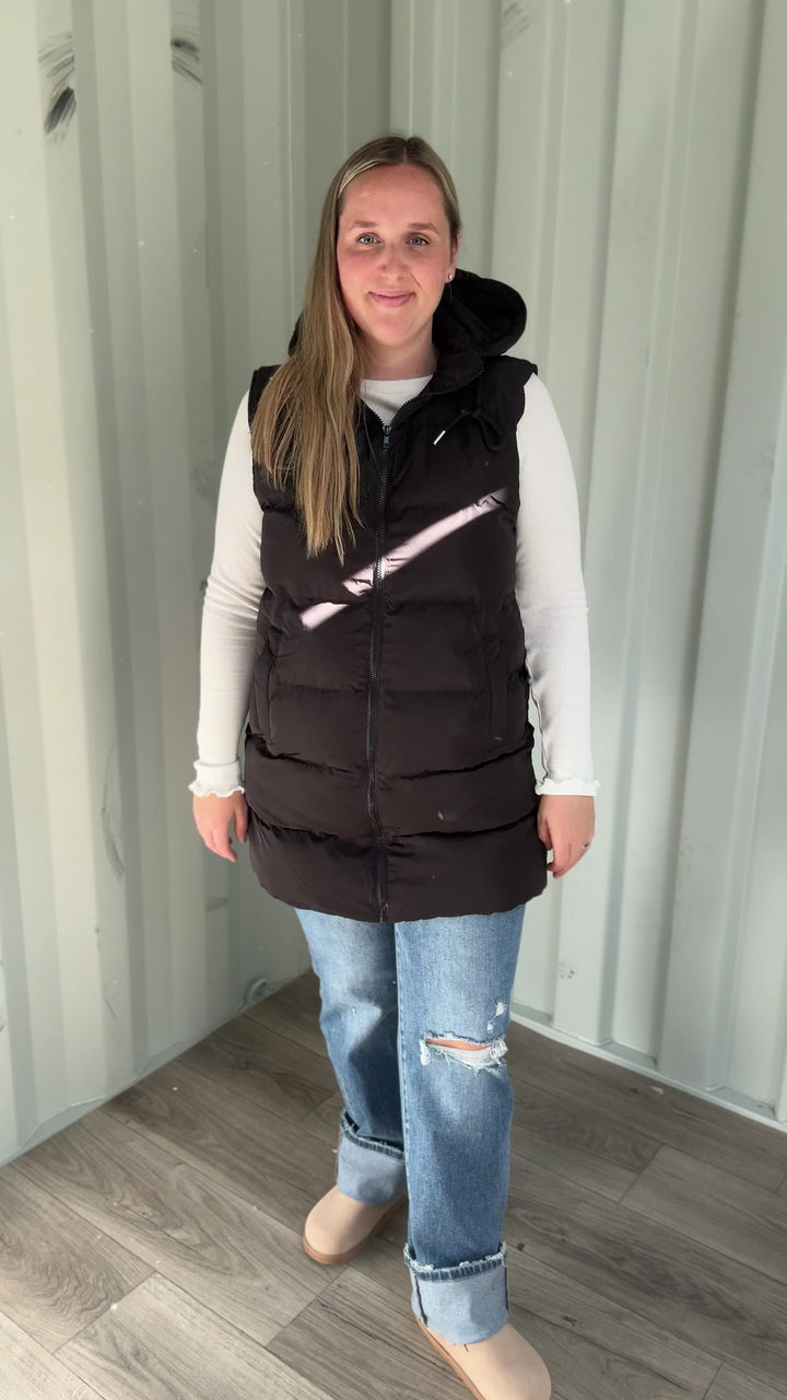 Everest Hooded Puffer Vest- BLACK