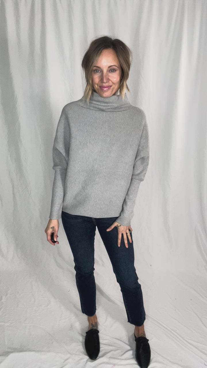 Maren Dolman Sweater- HTHR GREY