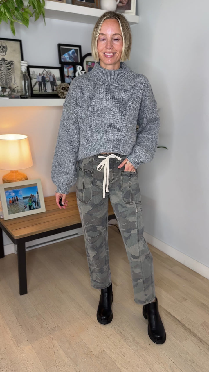 Forage Mockneck Oversized Sweater- HEATHER GREY