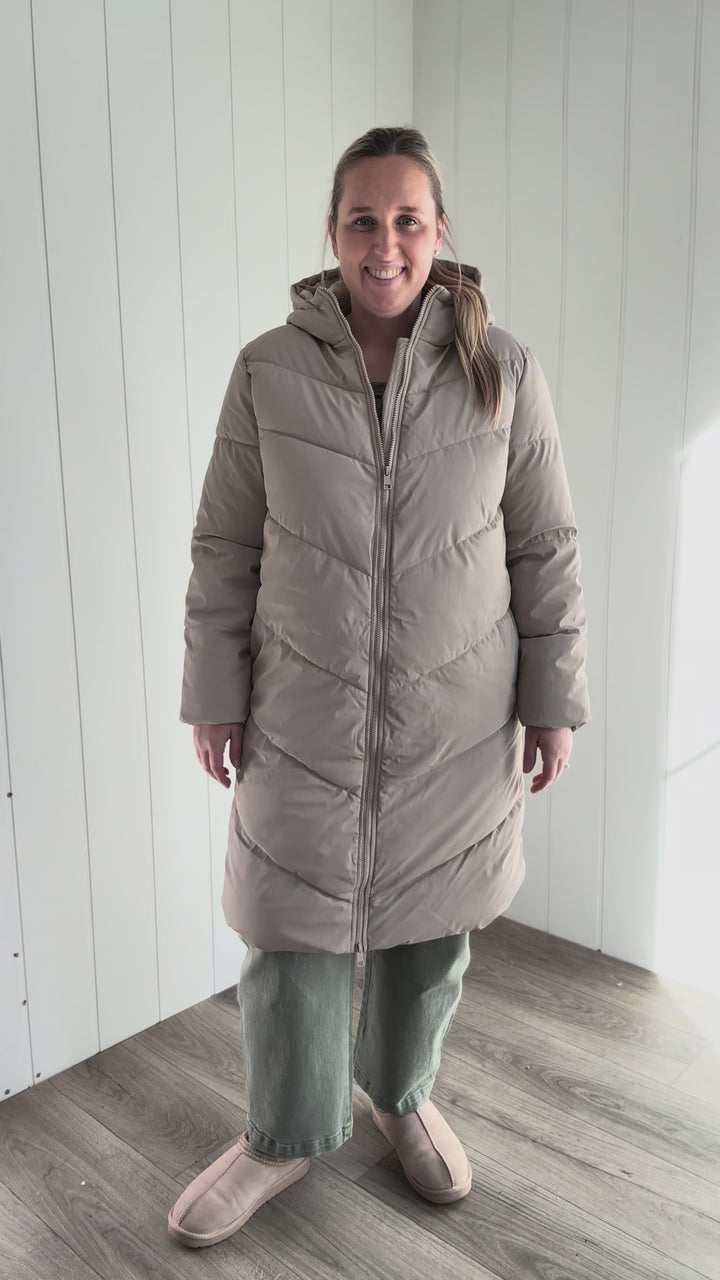 ONLY Rikka Water Repellant Puffer Coat- COOL TAUPE