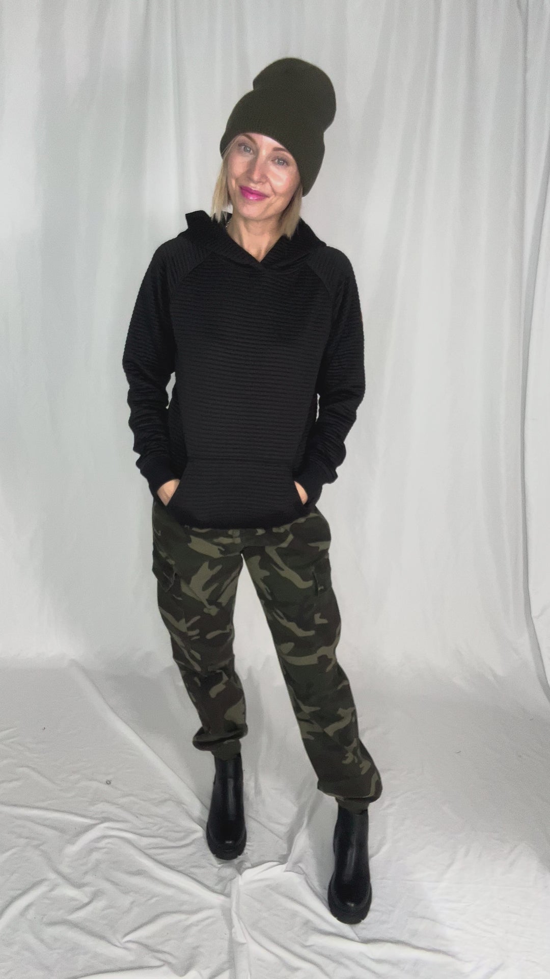 MICHELLE MAE Tatum Textured Hoodie- BLACK