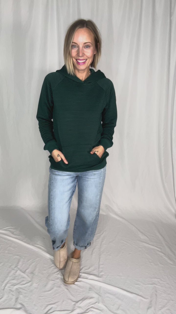 MICHELLE MAE Tatum Textured Hoodie- HUNTER GREEN