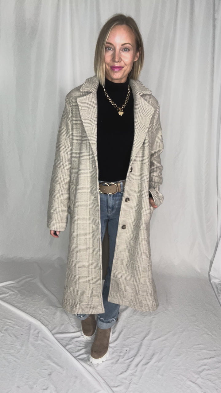 Winter Luxe Houndstooth Coat