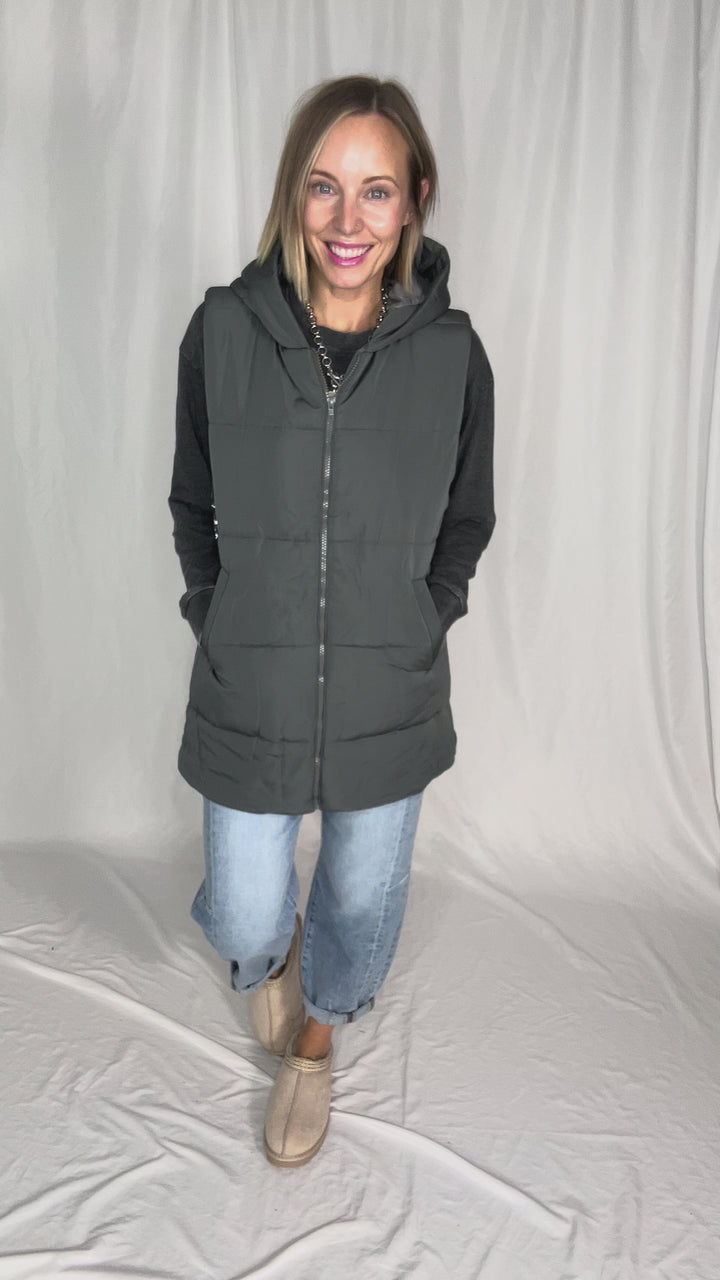 Frost + Fizz Puffer Vest- DARK GREEN