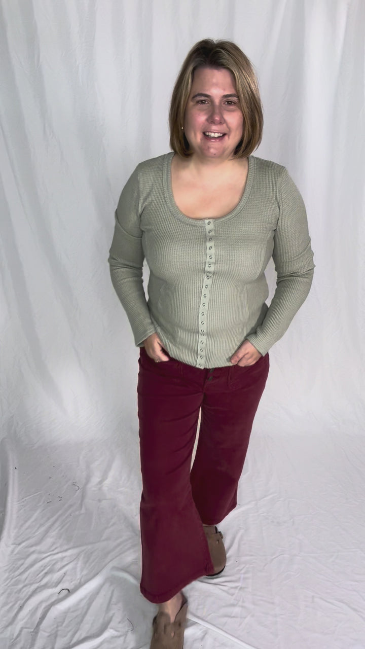 Noa Waffle Henley- OLIVE