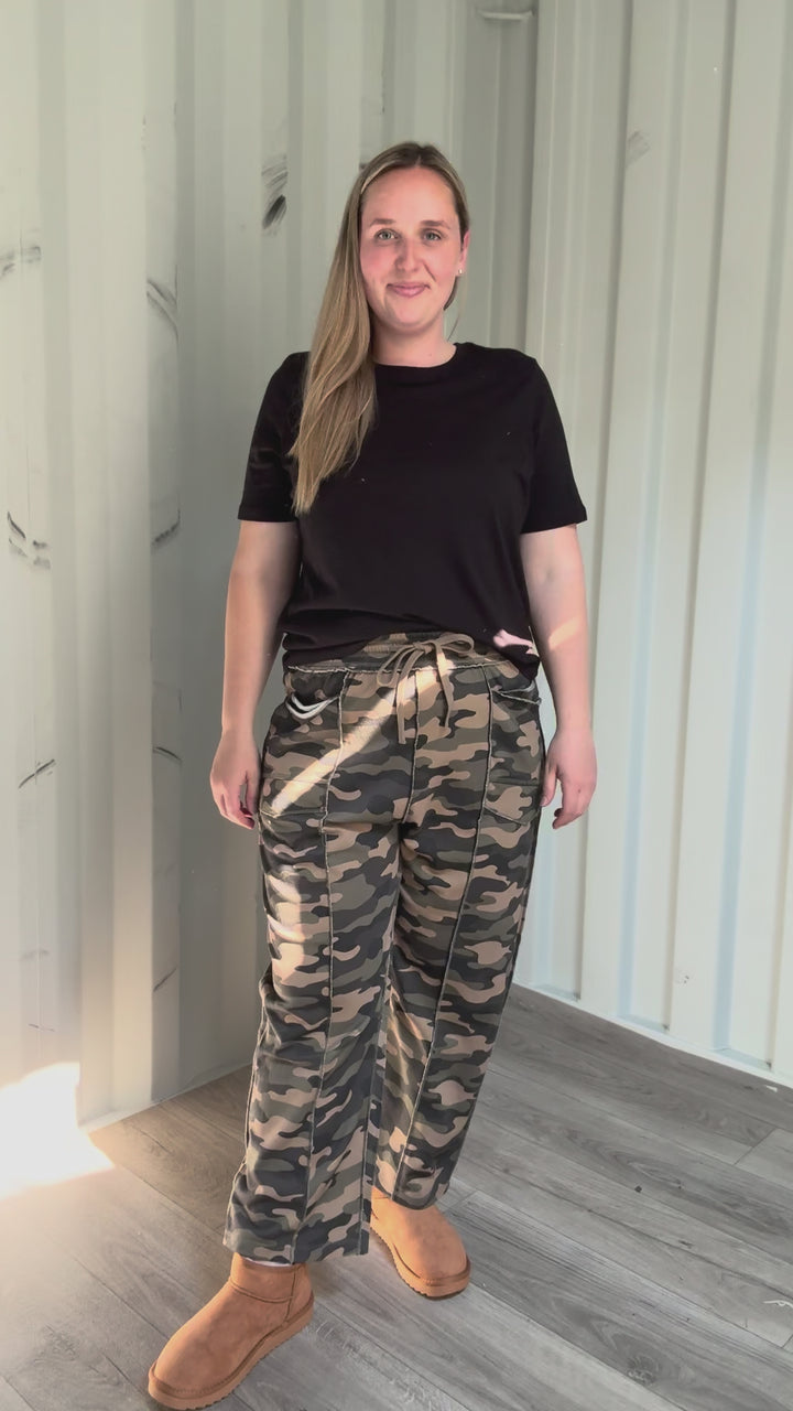 Amery Printed Barrel Pant- CAMO